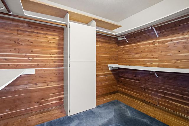 891 Shore Breeze Dr, Sacramento, CA 95831