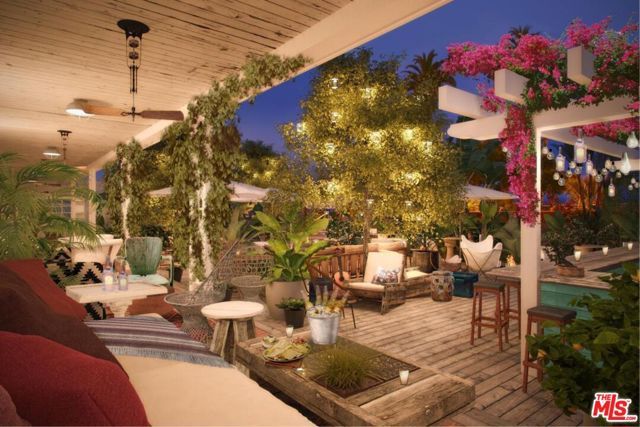 1241 5TH Street 305, Santa Monica, CA 90401