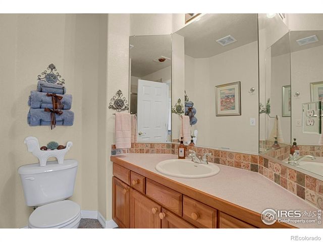 1720 Twilight Court, Longmont, CO 80504