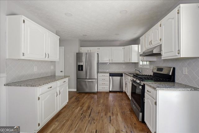 3189 Aspen Circle, Snellville, GA 30078