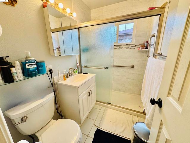 40 40 E Harper St, Stockton, CA 95204