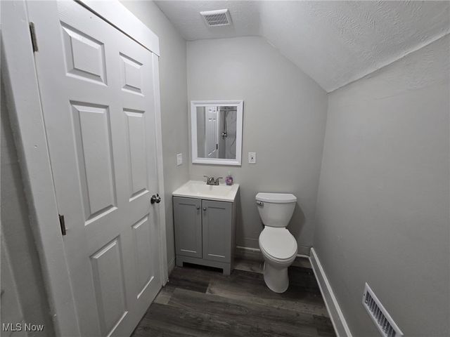 2437 E 84 Street, Cleveland, OH 44104