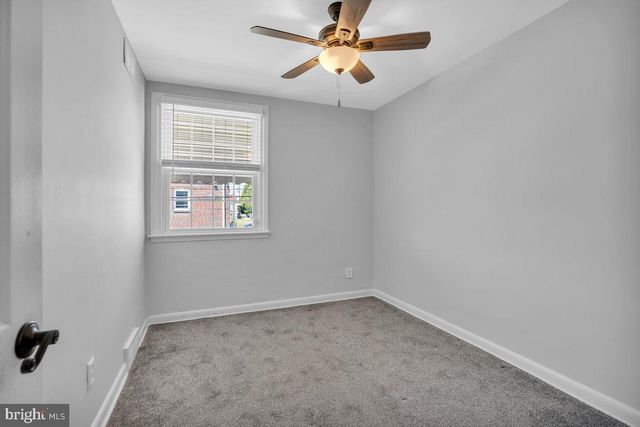 8104 LEXINGTON AVE, Philadelphia, PA 19152
