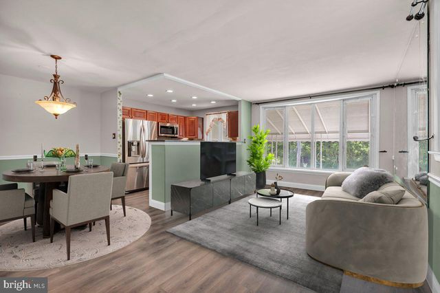 8104 LEXINGTON AVE, Philadelphia, PA 19152