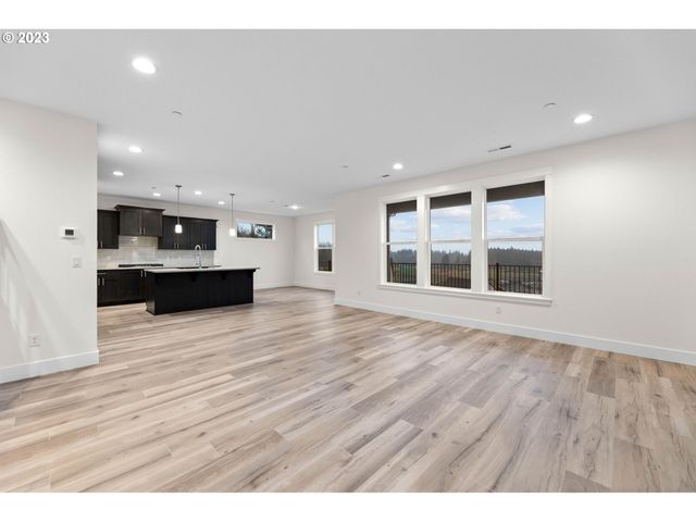 5596 N 93RD Ave LT204, Camas, WA 98607