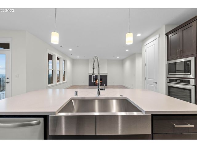 5596 N 93RD Ave LT204, Camas, WA 98607