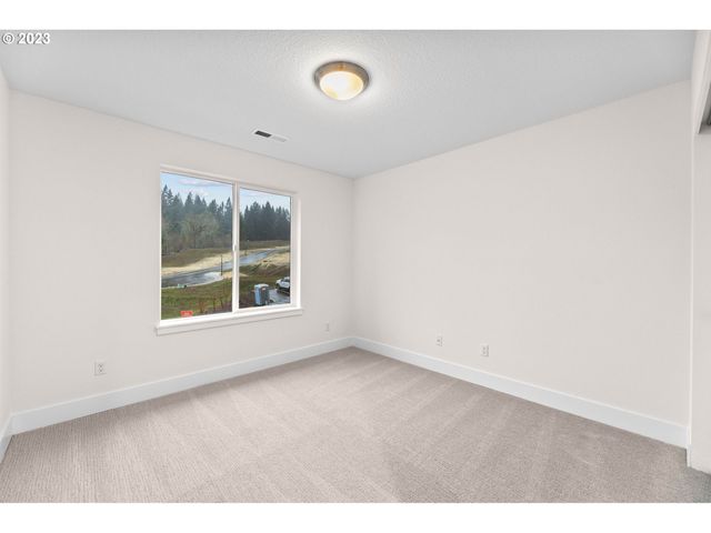 5596 N 93RD Ave LT204, Camas, WA 98607