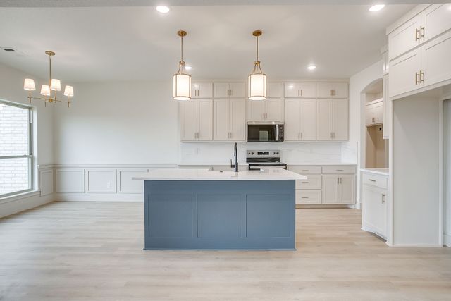320 Rita Ridge Court, Millsap, TX 76066