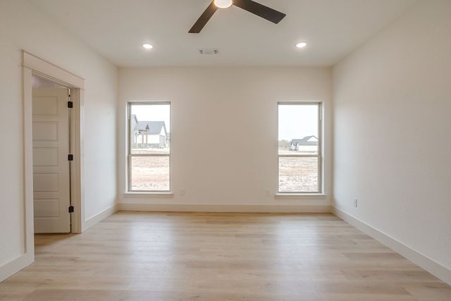 320 Rita Ridge Court, Millsap, TX 76066
