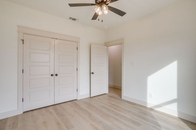 320 Rita Ridge Court, Millsap, TX 76066