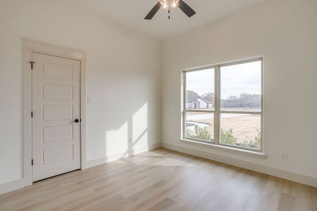 320 Rita Ridge Court, Millsap, TX 76066