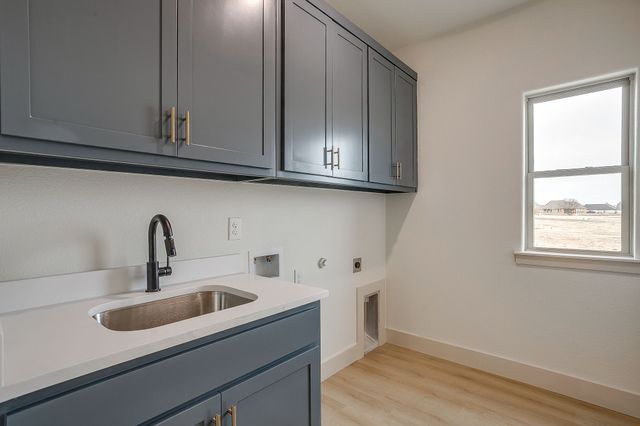 320 Rita Ridge Court, Millsap, TX 76066