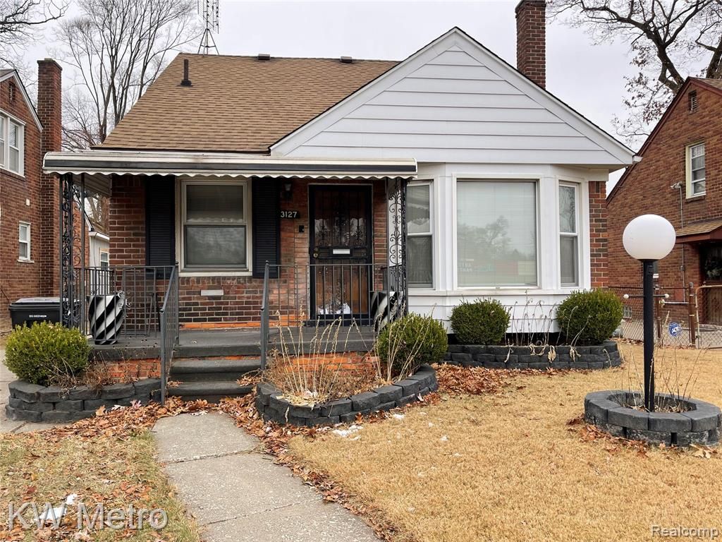 3127 W 8 Mile Road, Detroit, MI 48221