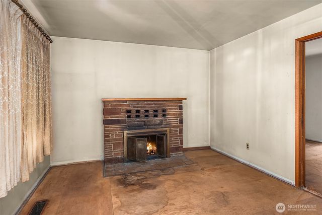 941 N 103rd Street, Seattle, WA 98133