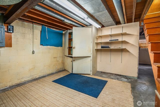 941 N 103rd Street, Seattle, WA 98133