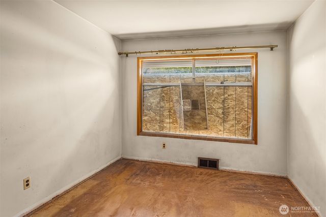 941 N 103rd Street, Seattle, WA 98133