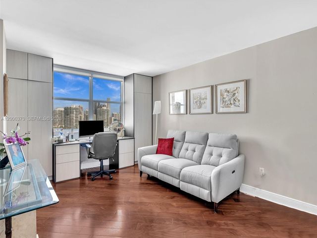 500 Bayview Dr 1731, Sunny Isles Beach, FL 33160