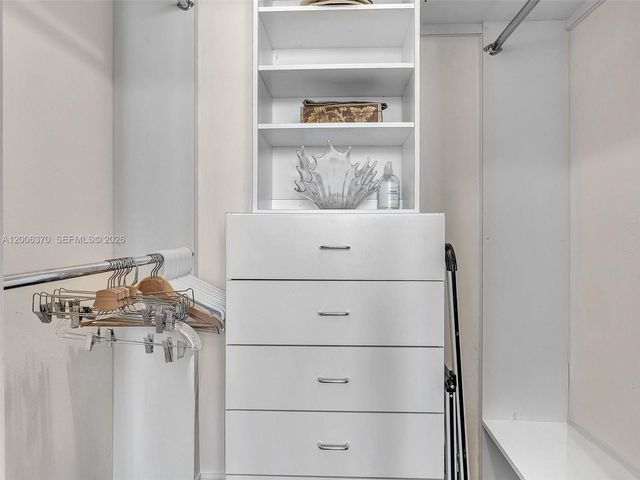 500 Bayview Dr 1731, Sunny Isles Beach, FL 33160