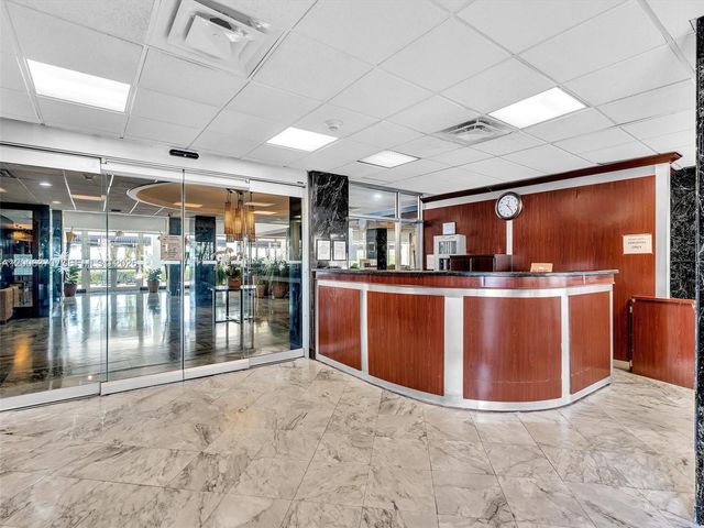 500 Bayview Dr 1731, Sunny Isles Beach, FL 33160