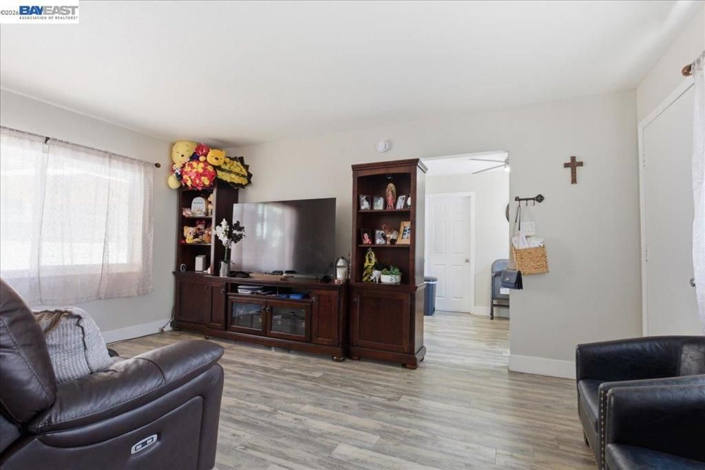 Image 37 of property listing at 882 W Tennyson Rd, Hayward, CA 94544
