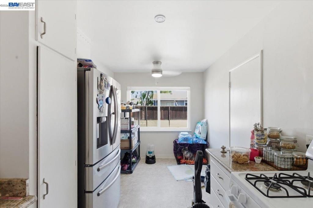Image 47 of property listing at 882 W Tennyson Rd, Hayward, CA 94544