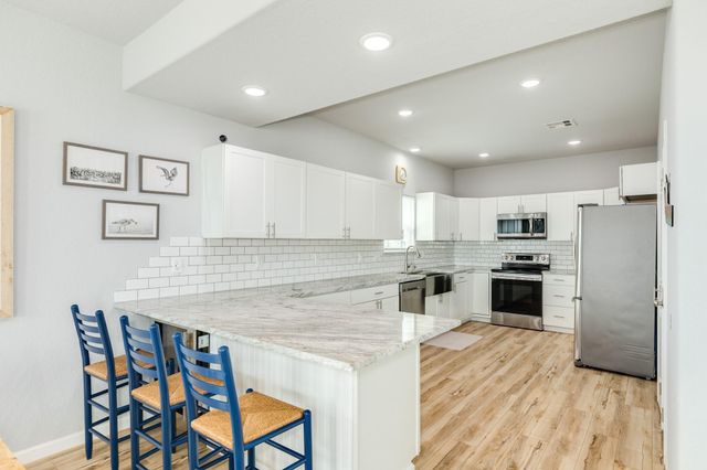 2938 Bluewater Highway, Surfside Beach, TX 77541