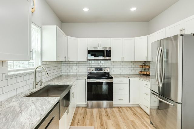 2938 Bluewater Highway, Surfside Beach, TX 77541