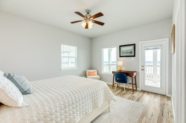 2938 Bluewater Highway, Surfside Beach, TX 77541