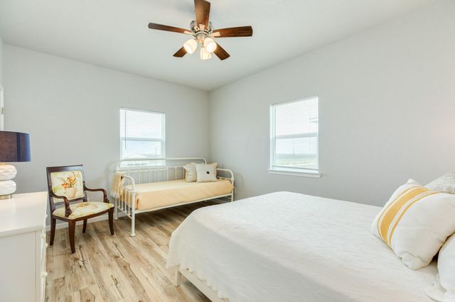 2938 Bluewater Highway, Surfside Beach, TX 77541