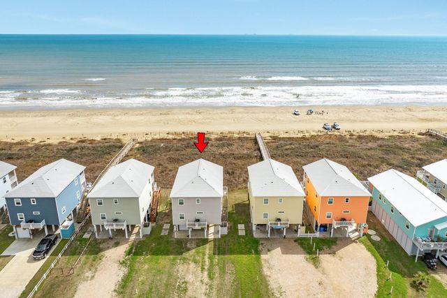 2938 Bluewater Highway, Surfside Beach, TX 77541