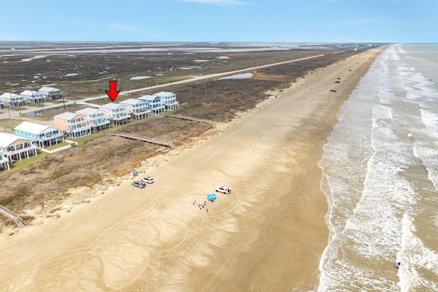 2938 Bluewater Highway, Surfside Beach, TX 77541