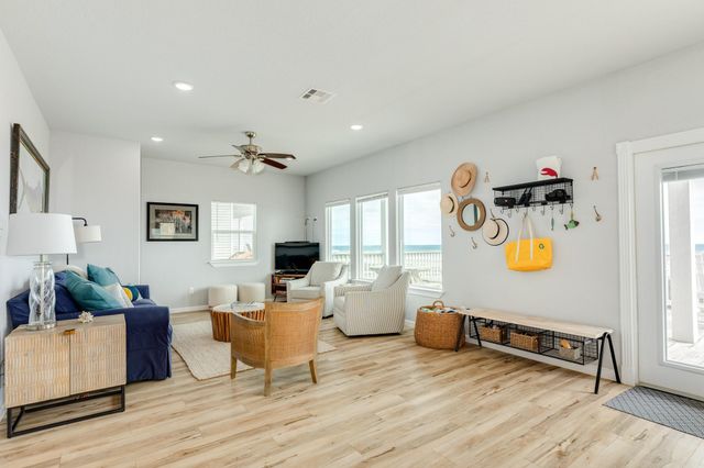 2938 Bluewater Highway, Surfside Beach, TX 77541