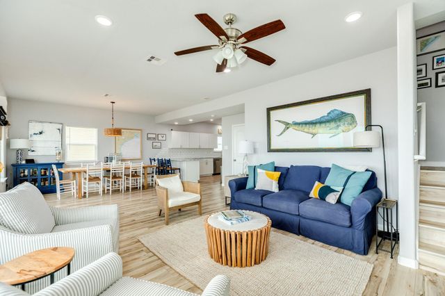 2938 Bluewater Highway, Surfside Beach, TX 77541