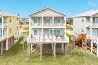 2938 Bluewater Highway, Surfside Beach, TX 77541