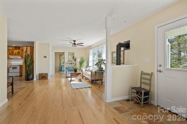 367 Crescent Street, Saluda, NC 28773