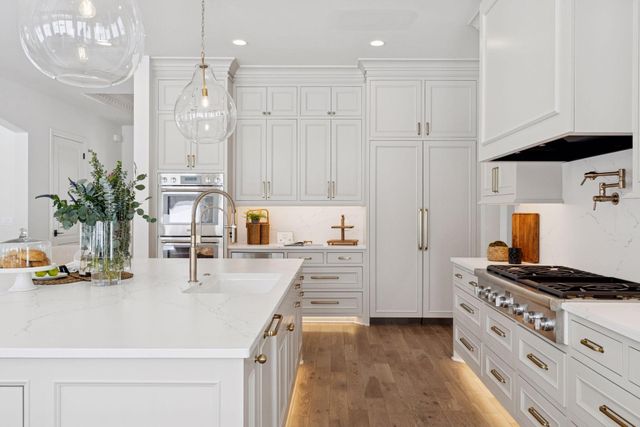 285 North Shore Dr, Minnetrista, MN 55364