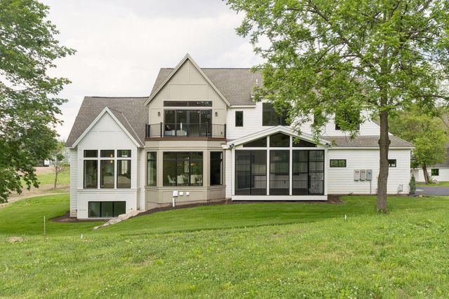 285 North Shore Dr, Minnetrista, MN 55364