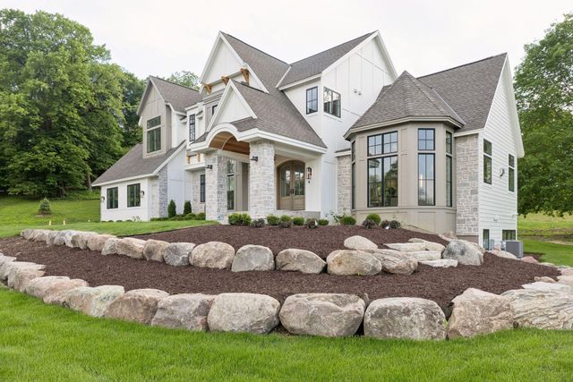 285 North Shore Dr, Minnetrista, MN 55364
