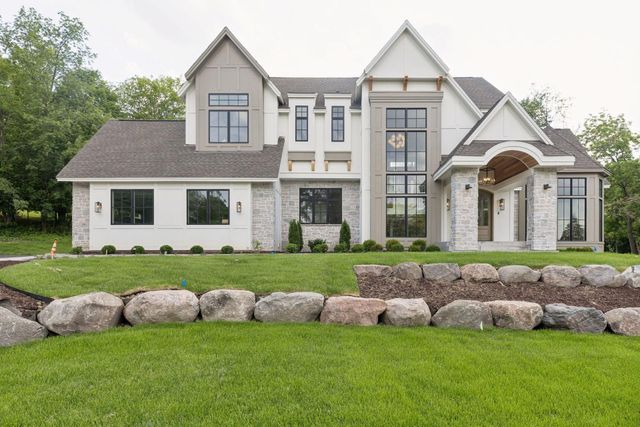 285 North Shore Dr, Minnetrista, MN 55364
