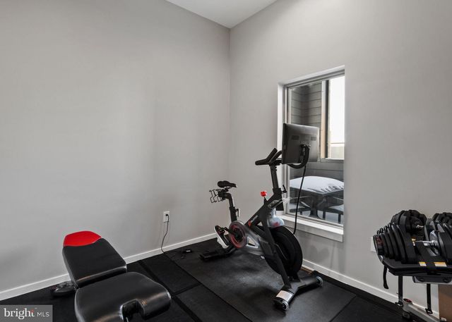 3200 PARKVIEW WALK, Philadelphia, PA 19125