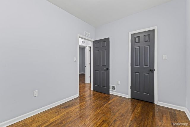 3450 Edison Street, Detroit, MI 48206