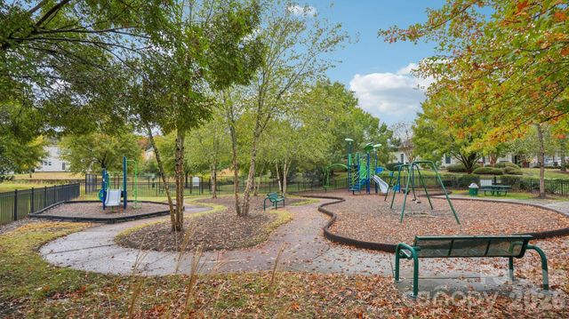 17319 Silas Place Drive, Davidson, NC 28036