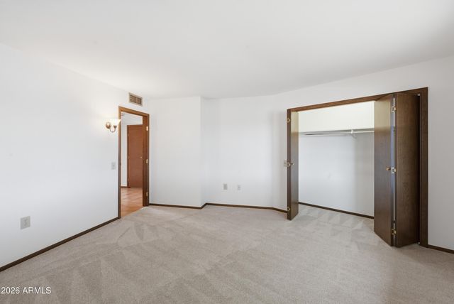13849 N THUNDERBIRD Boulevard, Sun City, AZ 85351