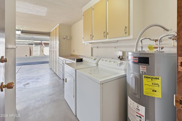 13849 N THUNDERBIRD Boulevard, Sun City, AZ 85351