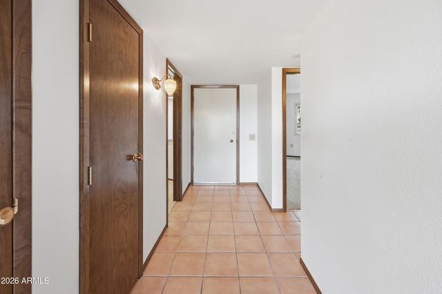 13849 N THUNDERBIRD Boulevard, Sun City, AZ 85351