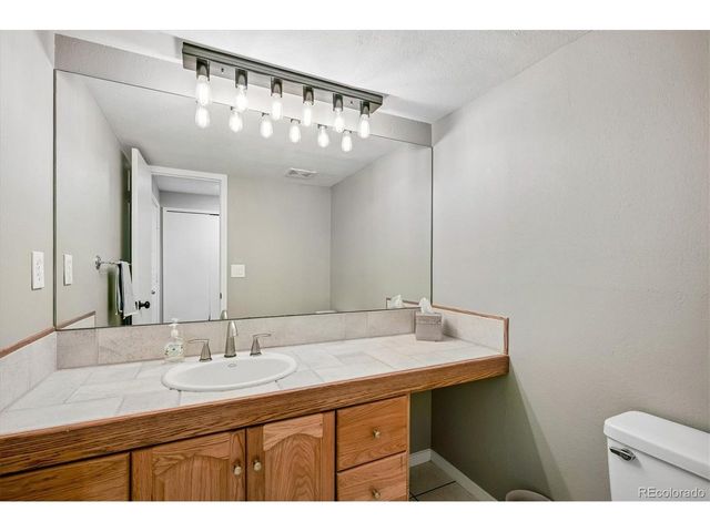 4649 S Quail St, Littleton, CO 80127