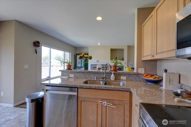 6109 Perry Avenue SE, Auburn, WA 98092
