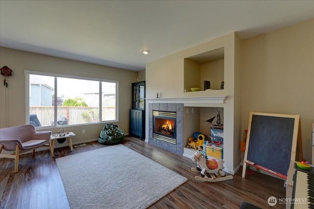6109 Perry Avenue SE, Auburn, WA 98092