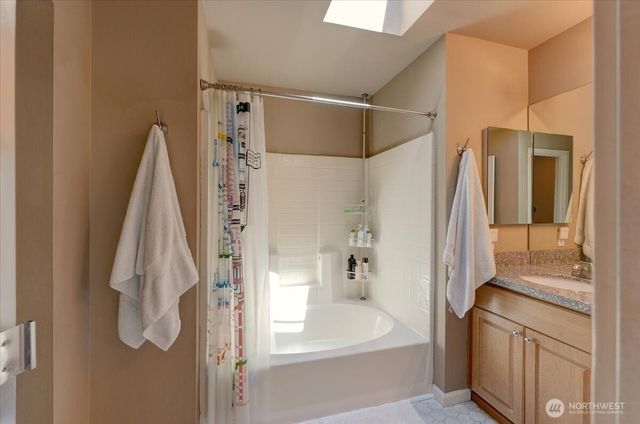 6109 Perry Avenue SE, Auburn, WA 98092