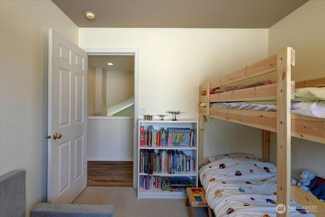 6109 Perry Avenue SE, Auburn, WA 98092